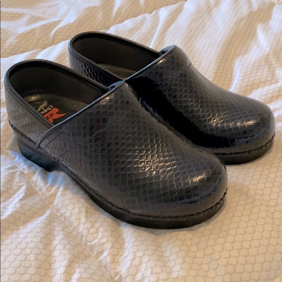 Dansko Clogs - Picture 1 of 3